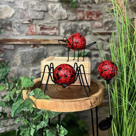 Kitras Insect Garden Holder