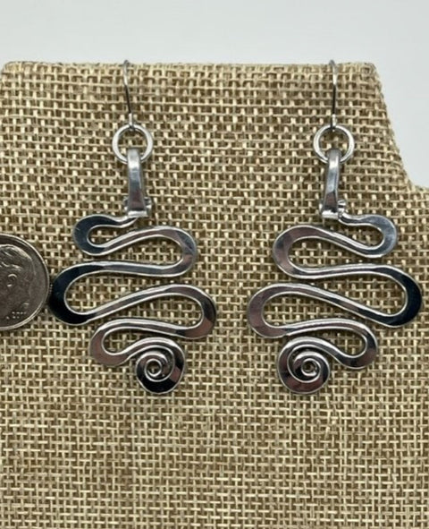 The Artist Jay Squiggle Earrings